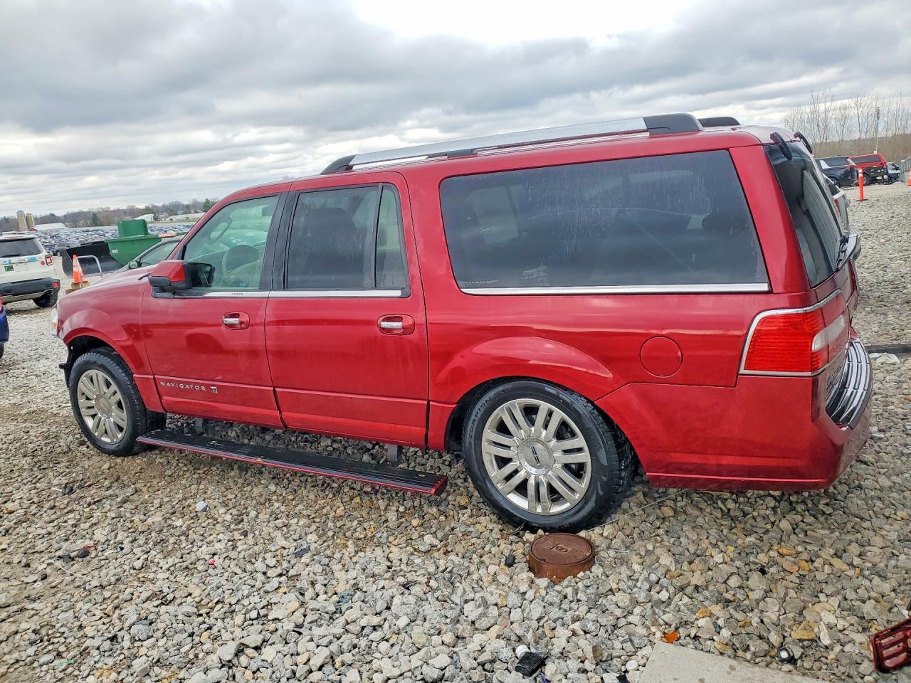 2013 LINCOLN Navigator