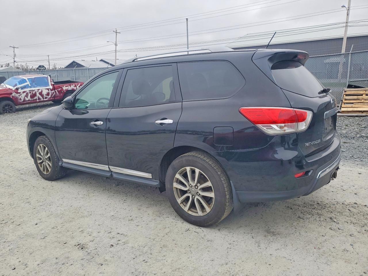 2015 NISSAN PATHFINDER