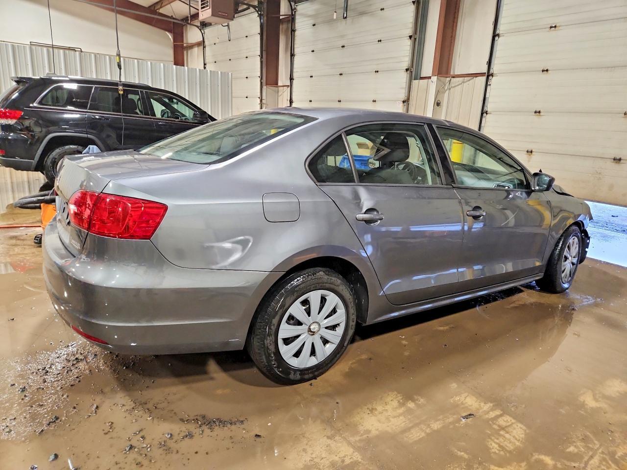 2011 VOLKSWAGEN JETTA