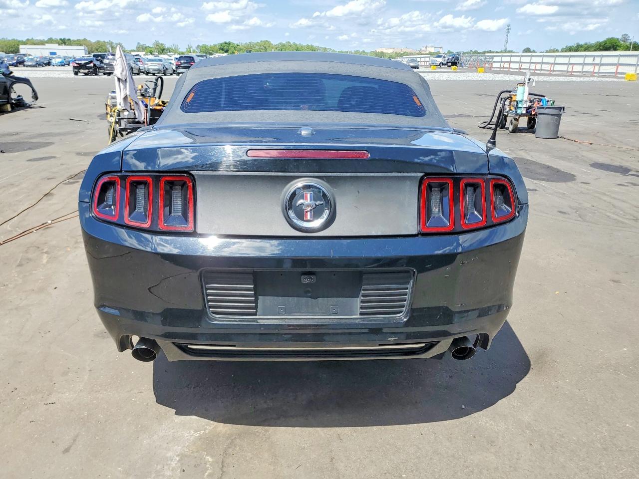 2014 FORD MUSTANG