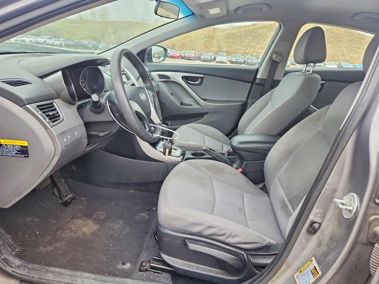 2012 HYUNDAI ELANTRA