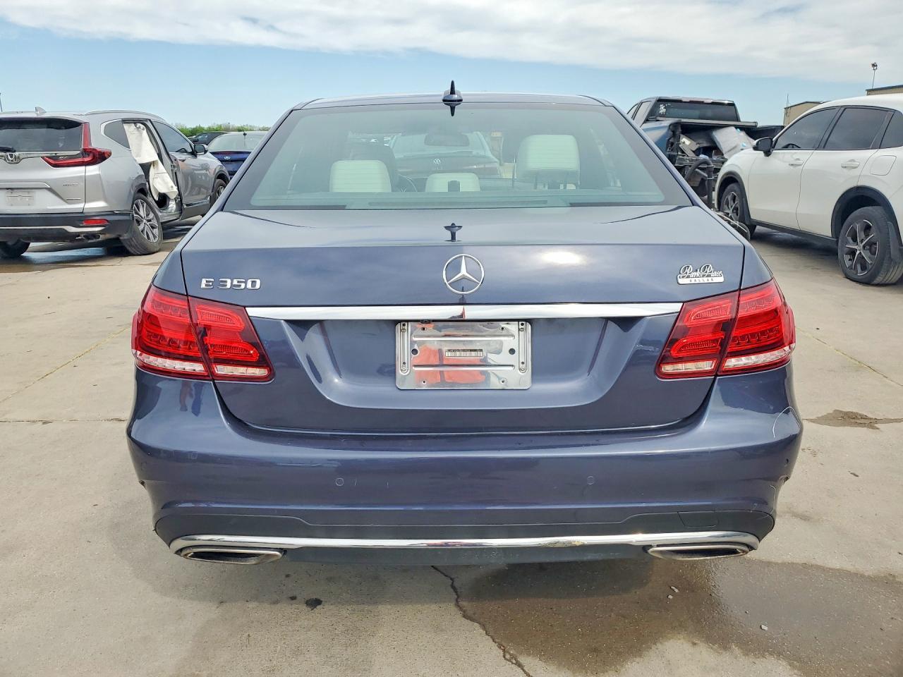 2015 MERCEDES-BENZ E-Class