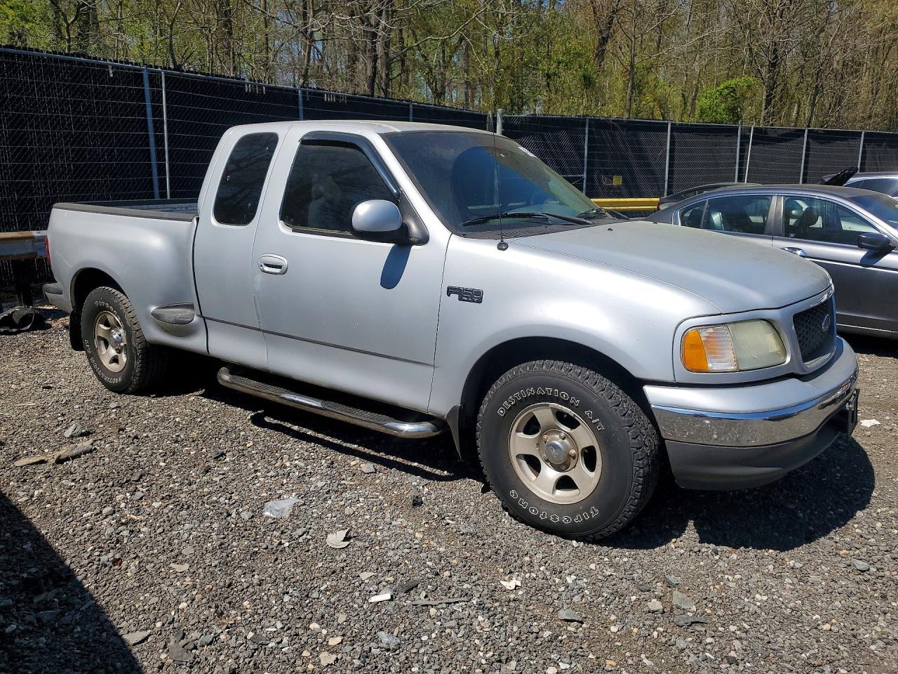 2002 FORD F-150 Lightning