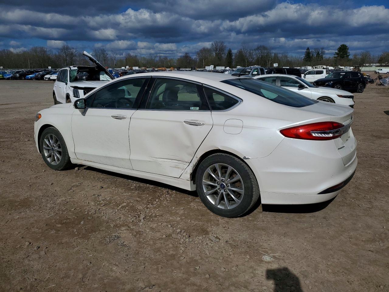 2017 FORD FUSION