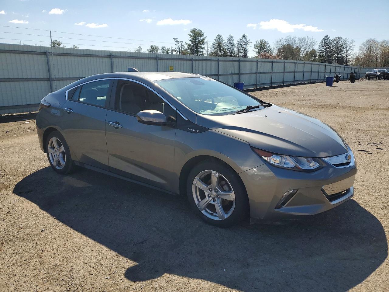 2017 CHEVROLET VOLT