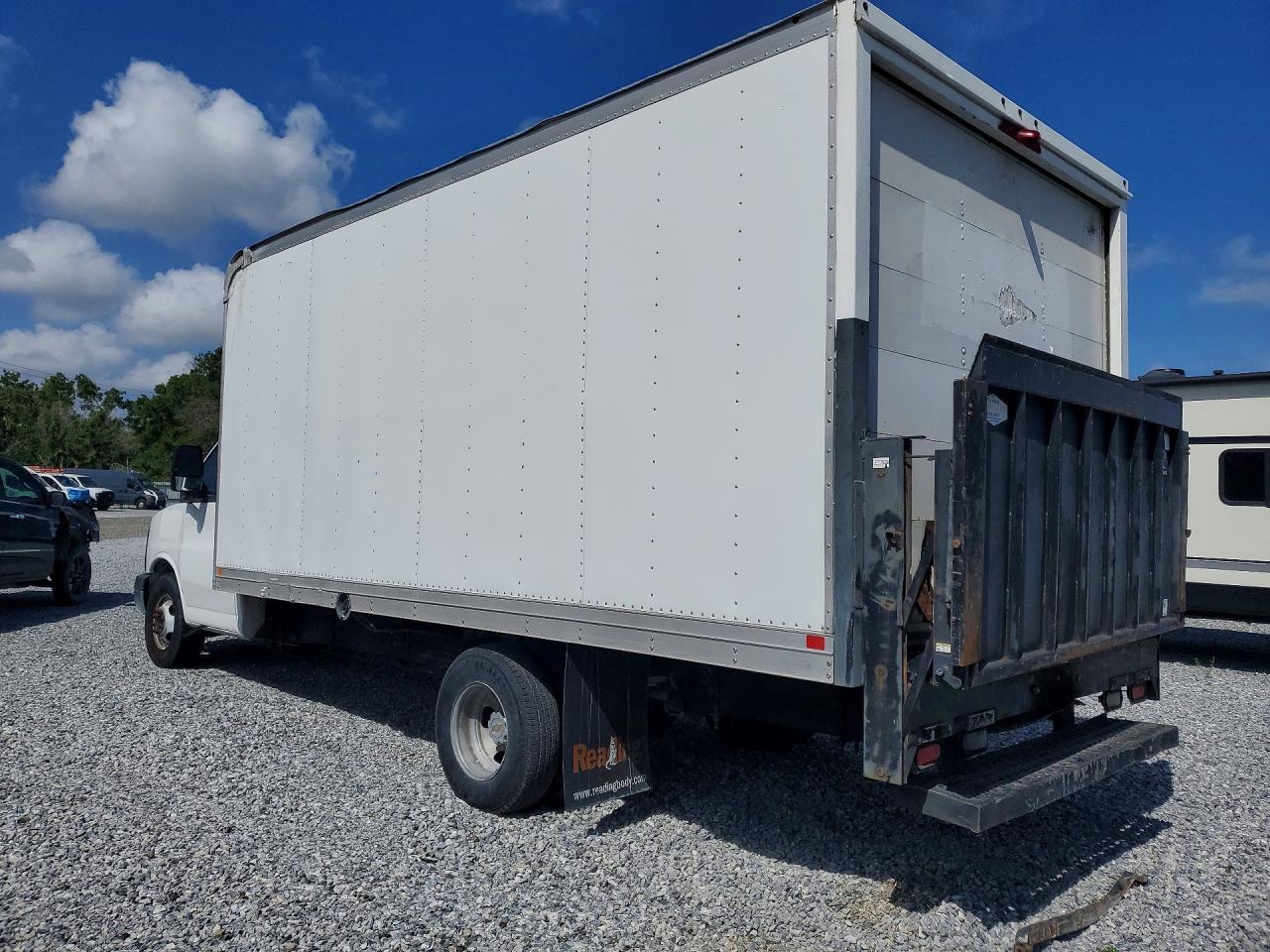 2012 CHEVROLET Express 3500