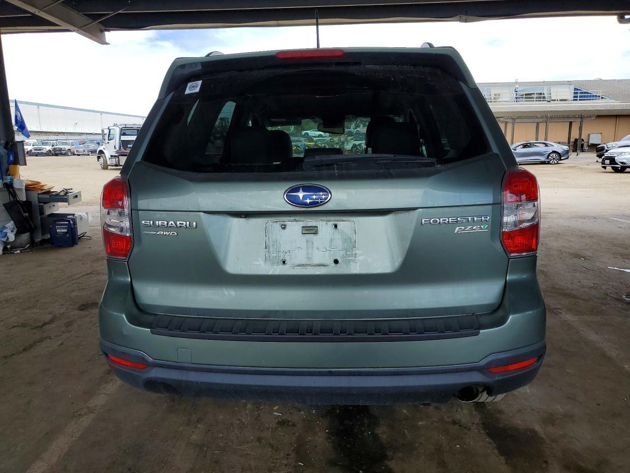 2015 SUBARU FORESTER