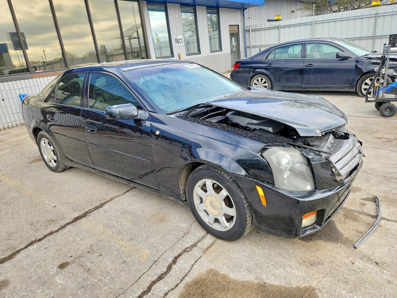 2004 CADILLAC CTS