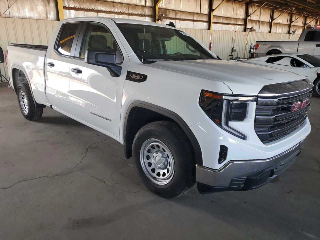 2025 GMC Sierra