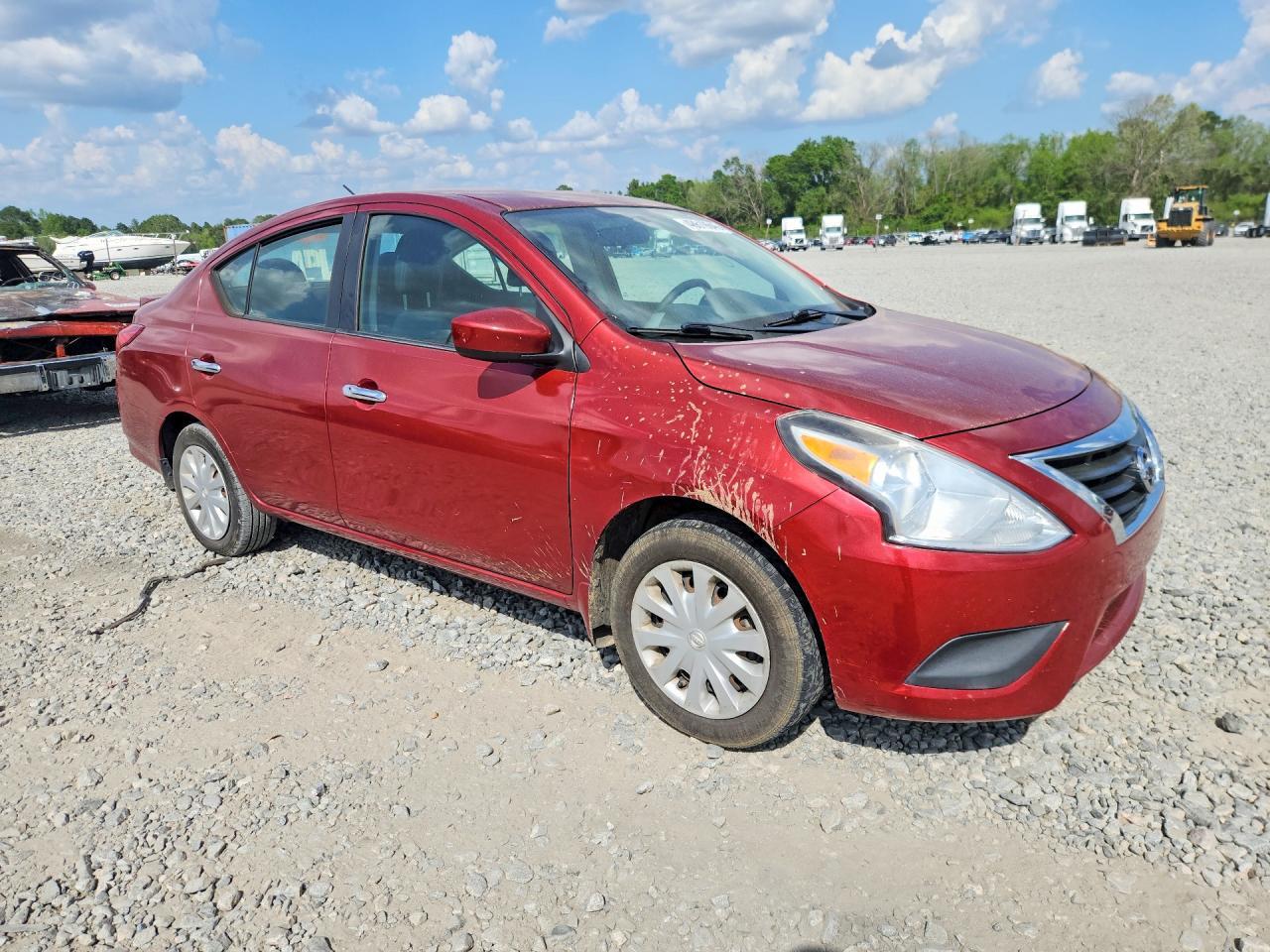 2016 NISSAN VERSA