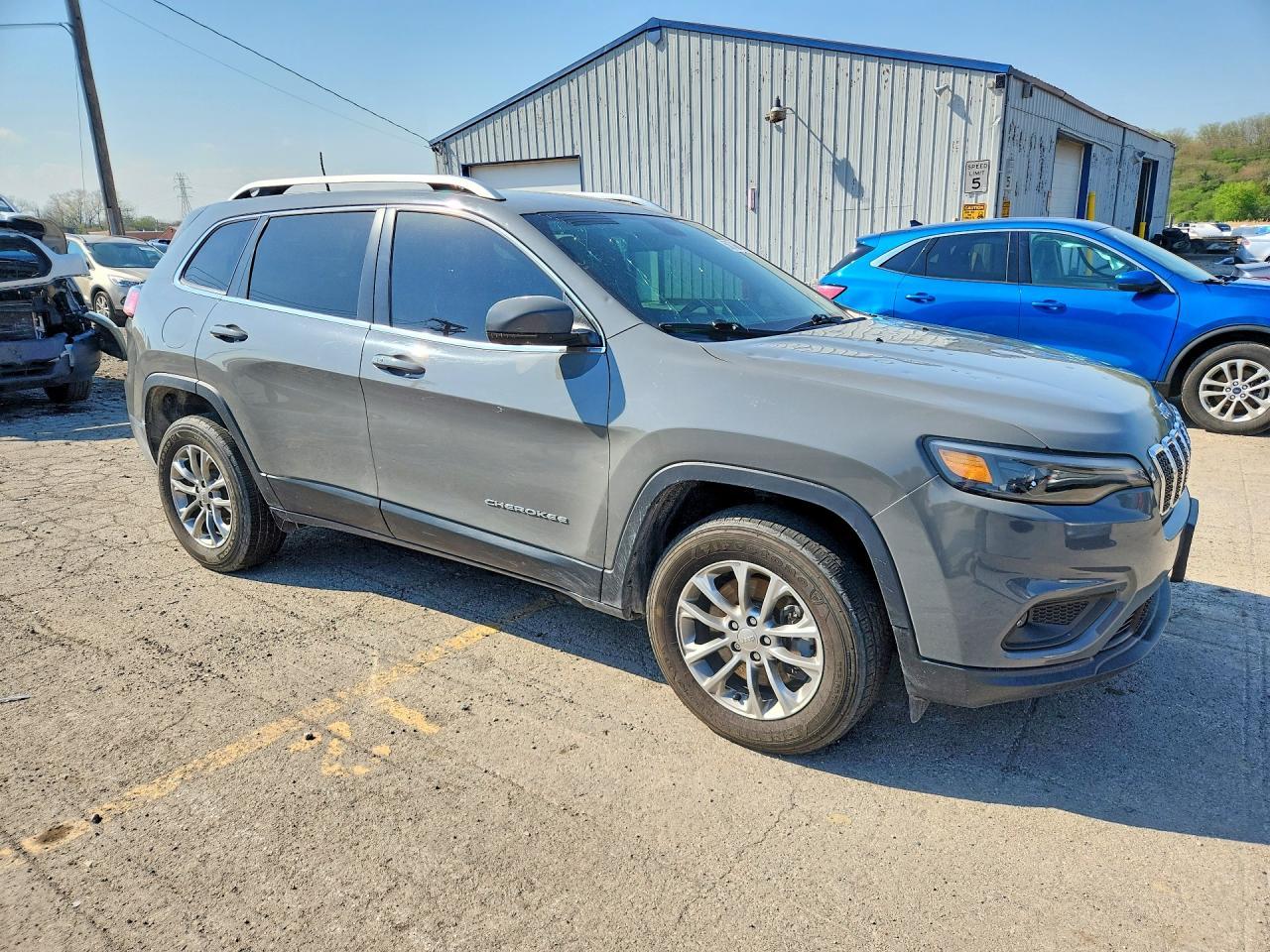 2019 JEEP CHEROKEE