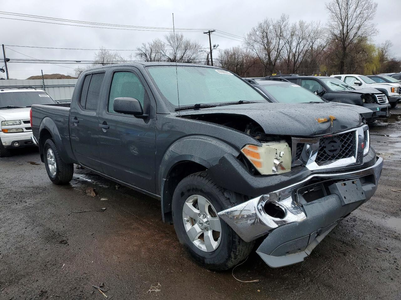 2011 NISSAN Frontier