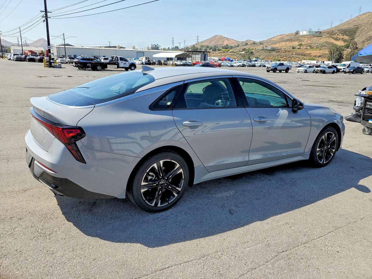 2025 KIA K5