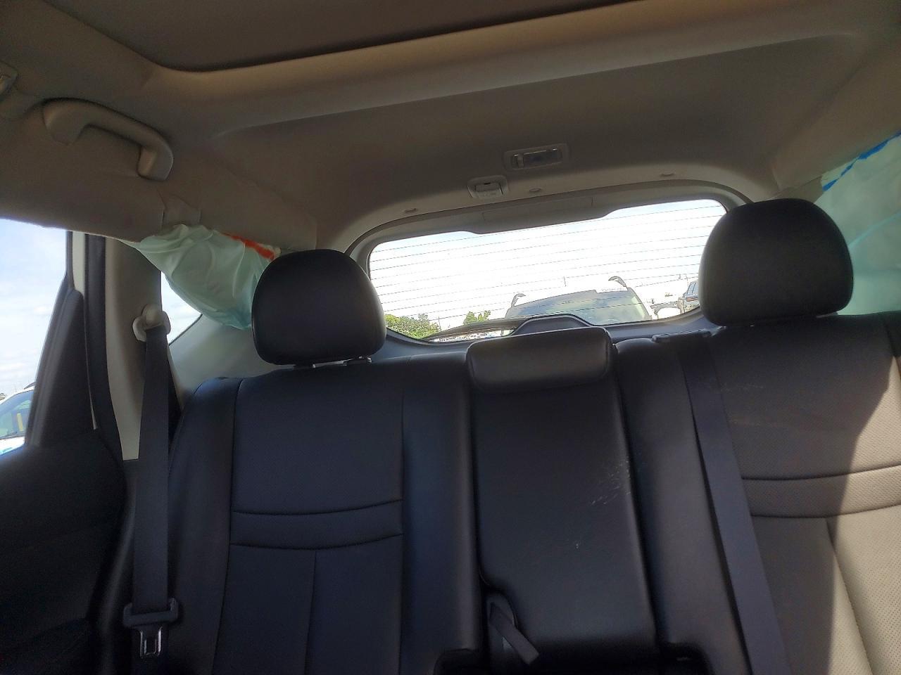 2017 NISSAN ROGUE