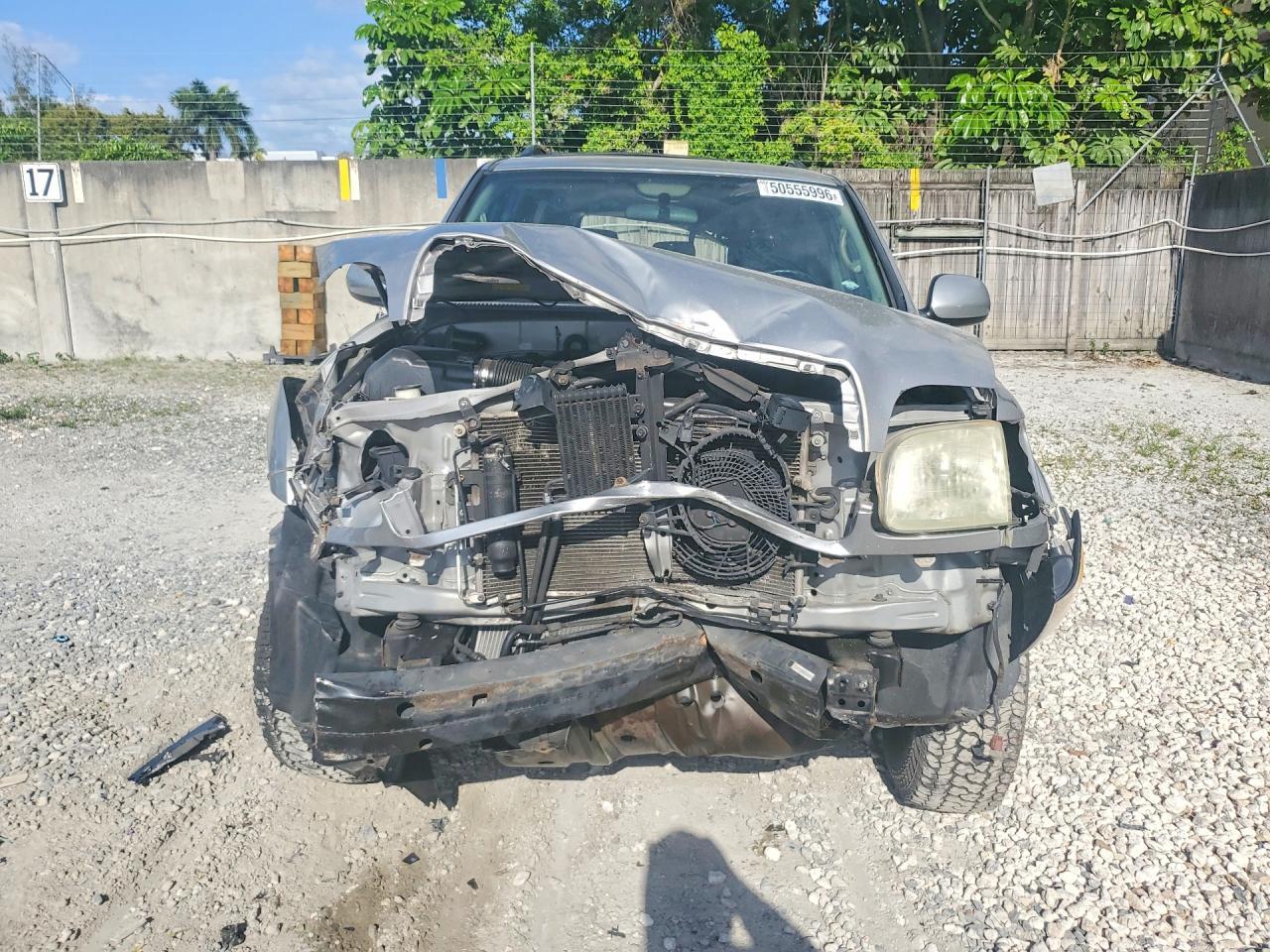 2002 TOYOTA Sequoia