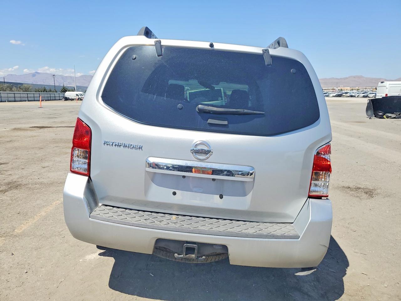 2010 NISSAN PATHFINDER