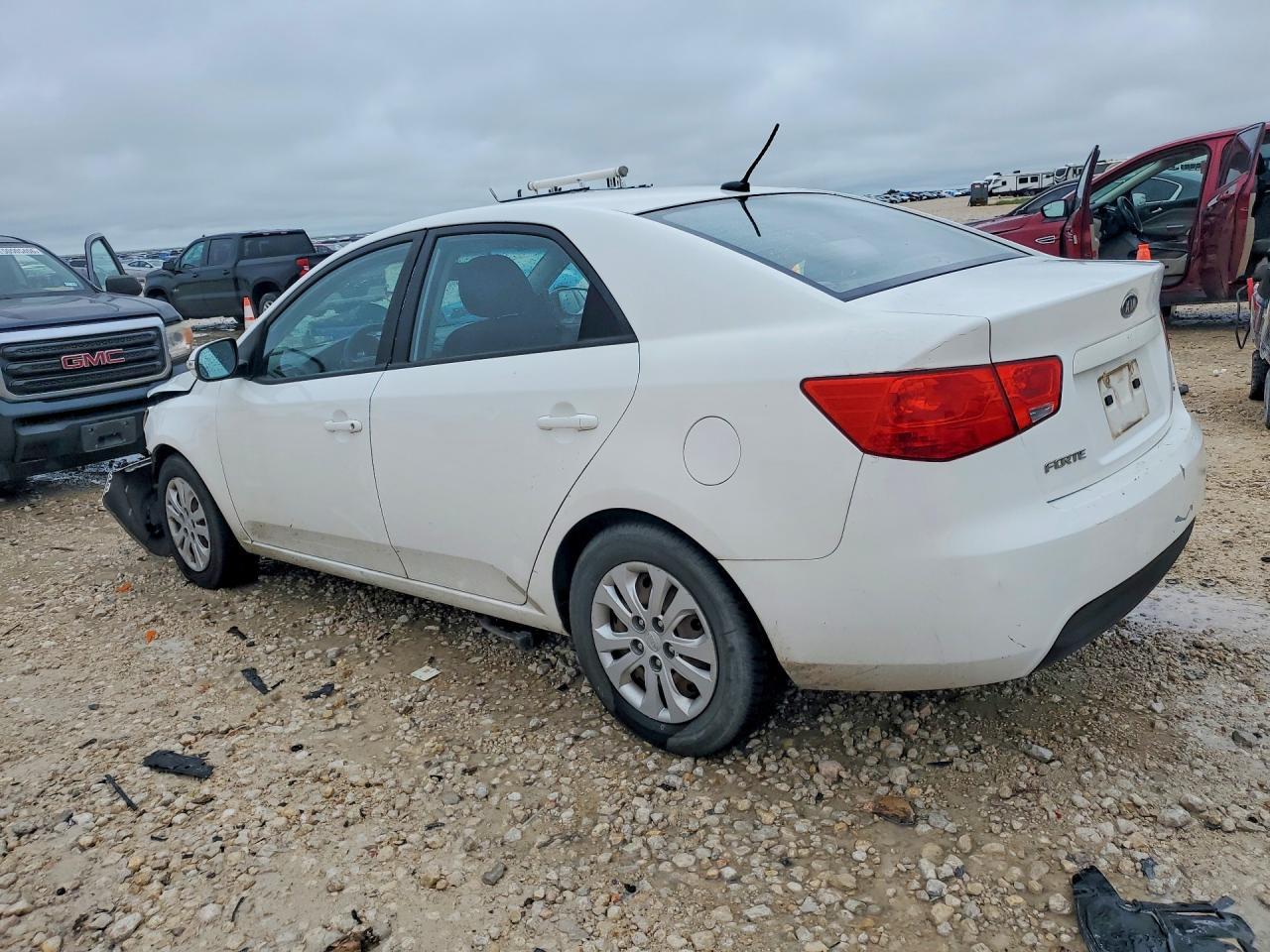 2010 KIA FORTE