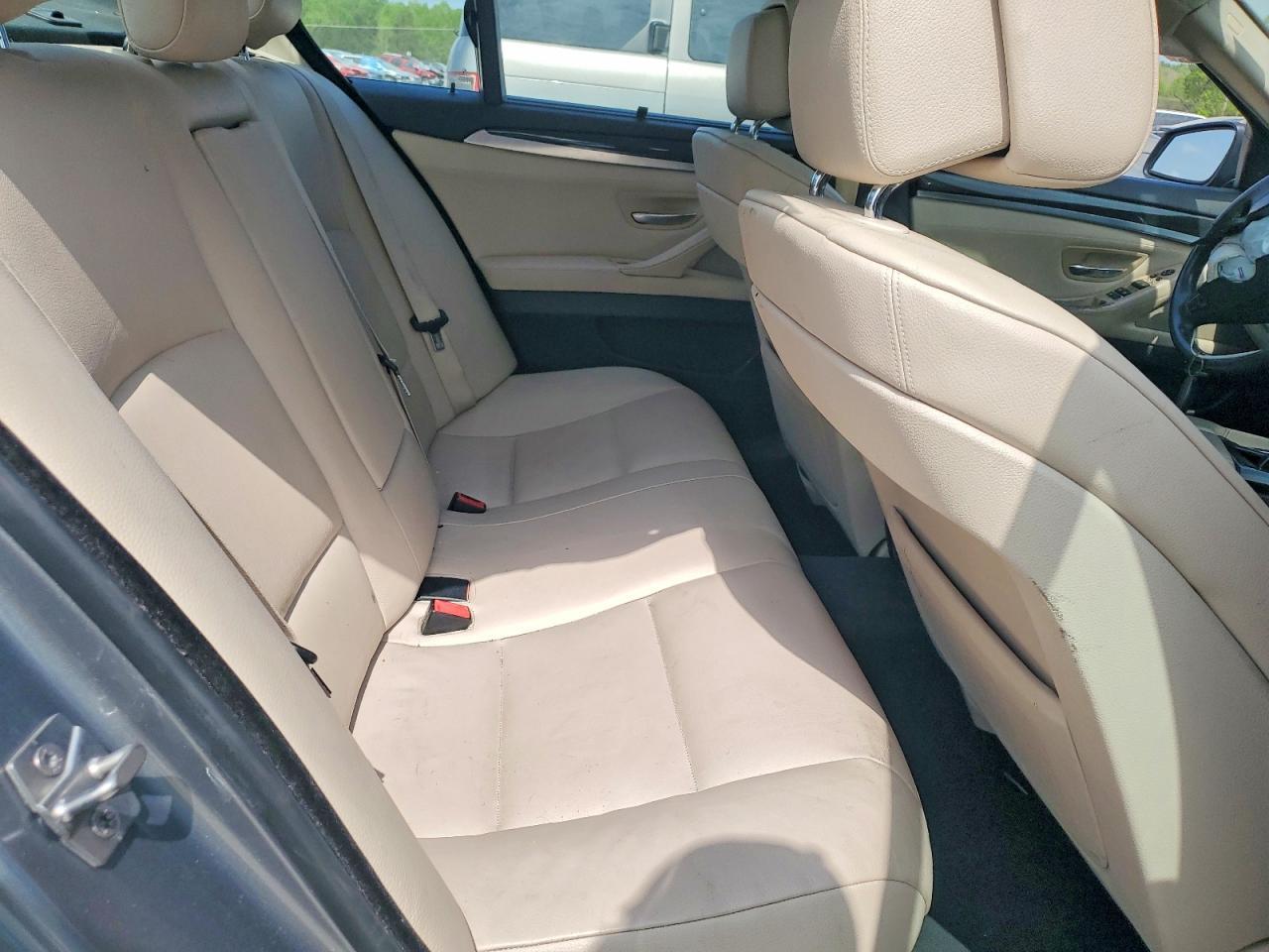2011 BMW 5 series