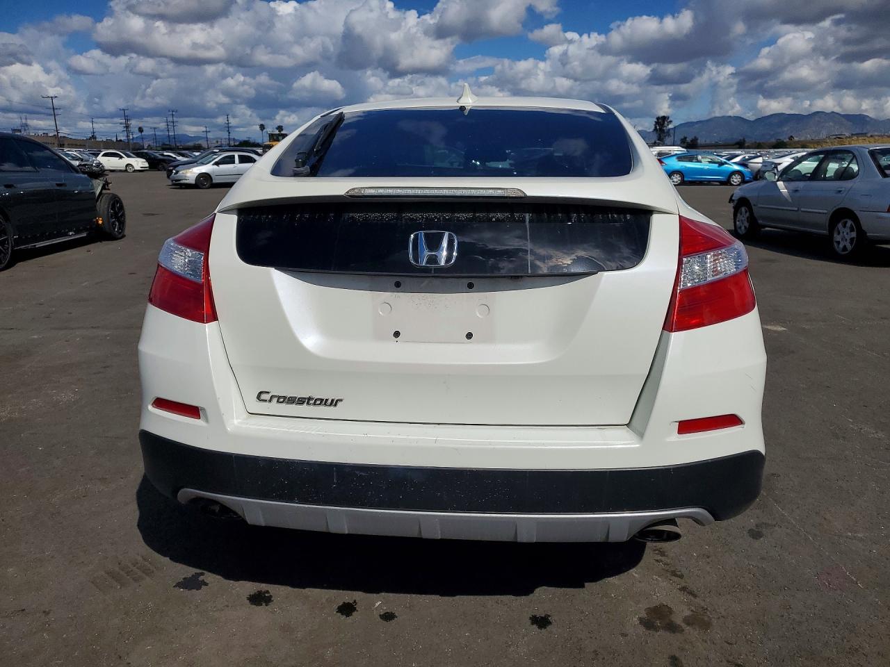 2013 HONDA Crosstour