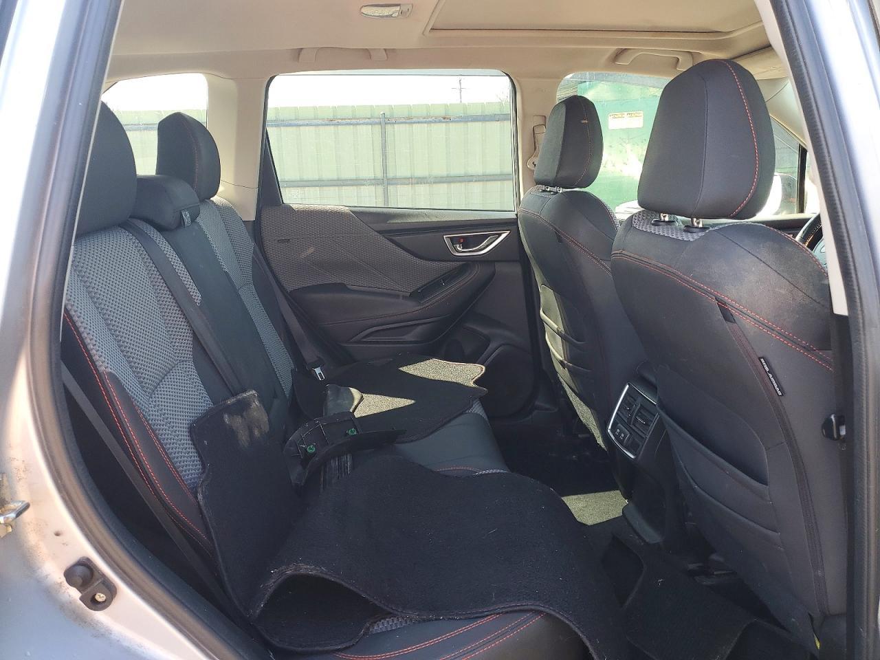 2019 SUBARU FORESTER