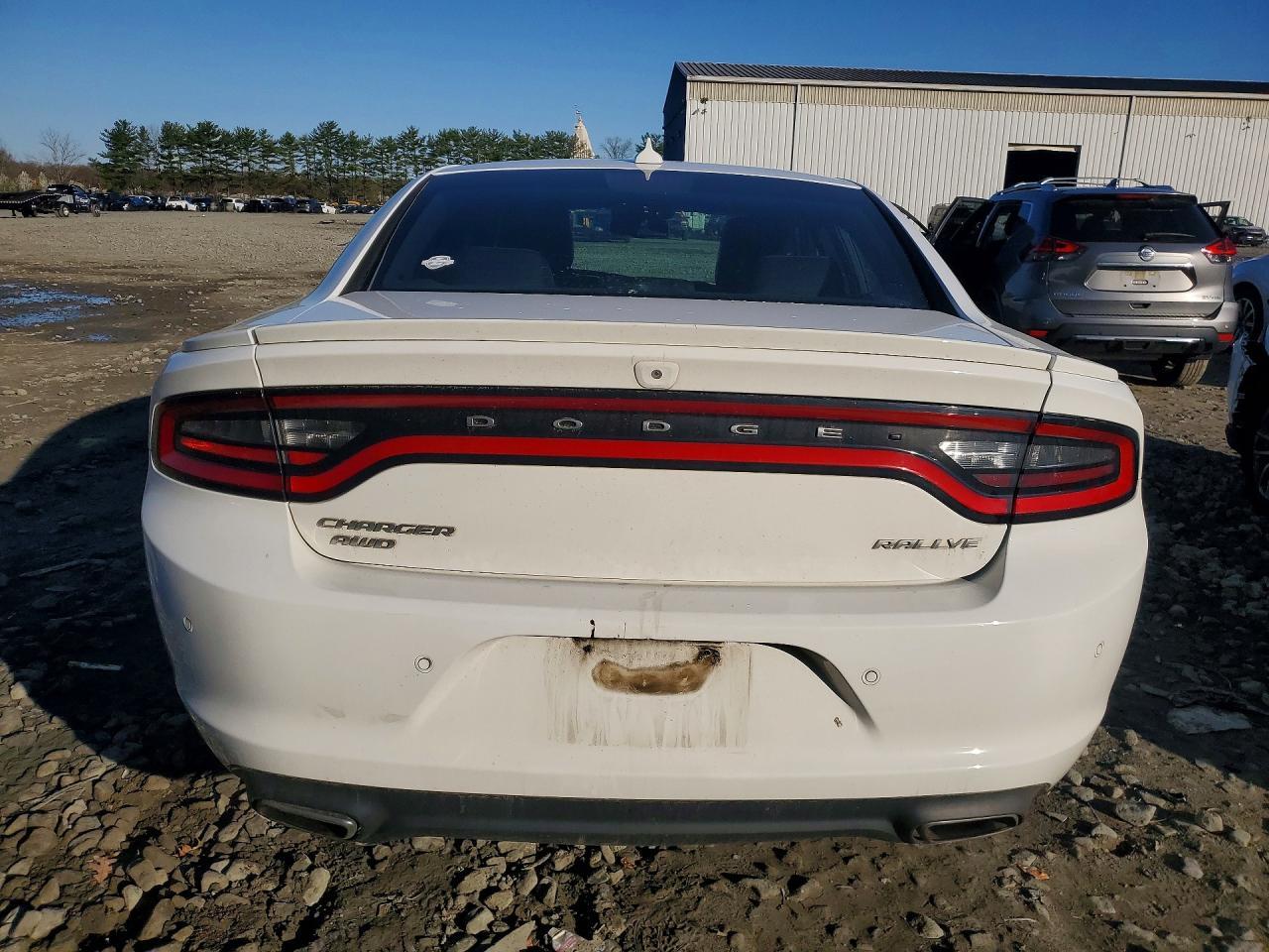 2015 DODGE CHARGER