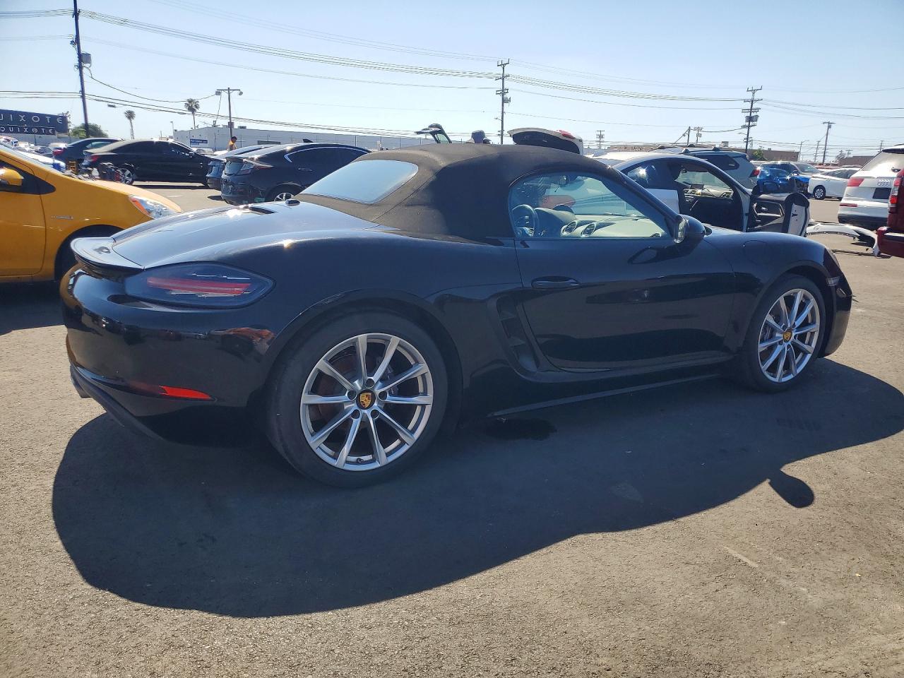 2017 PORSCHE Boxster