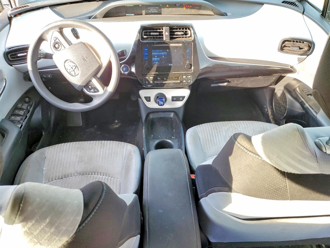 2018 TOYOTA PRIUS