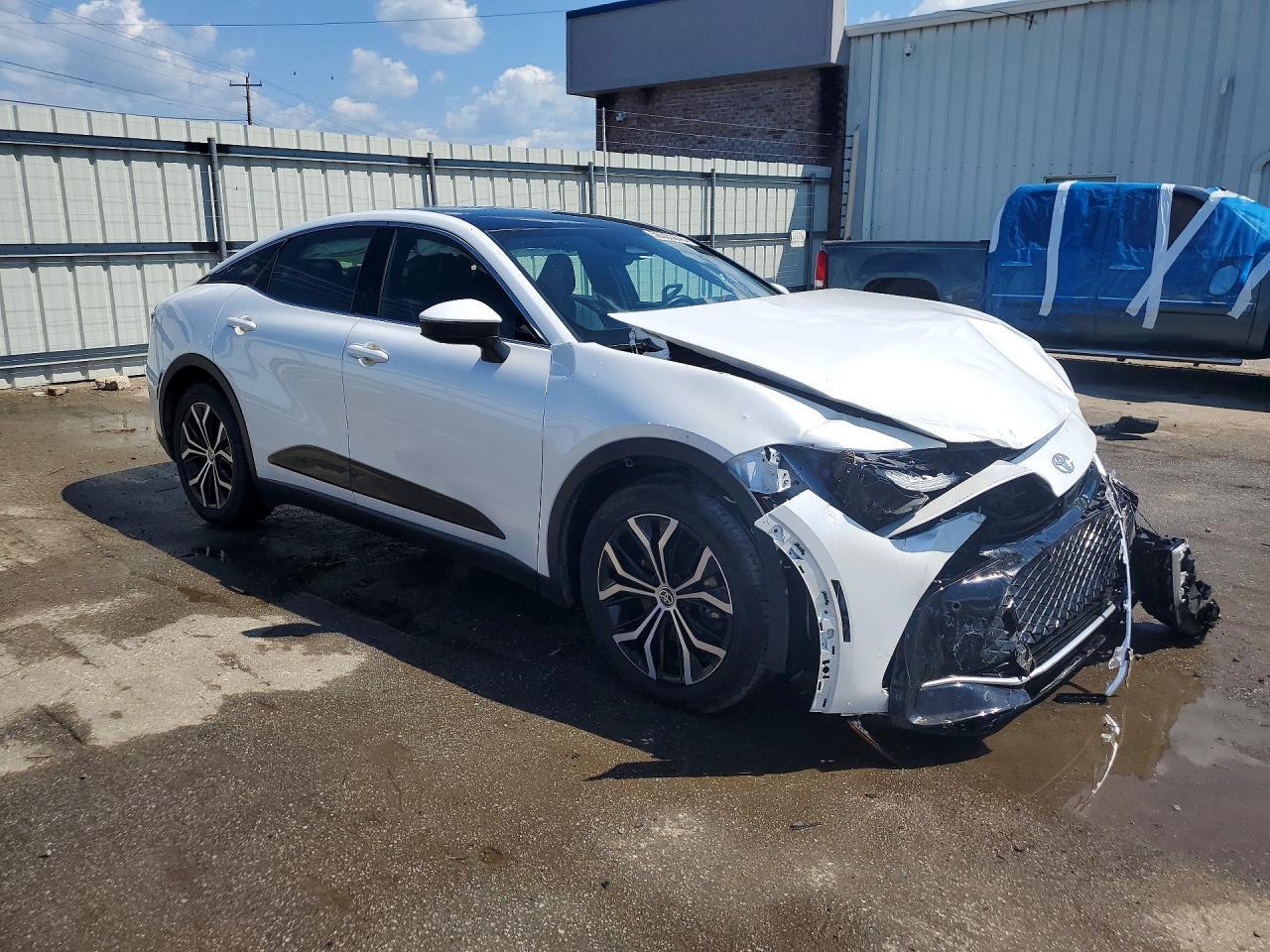 2023 TOYOTA Crown