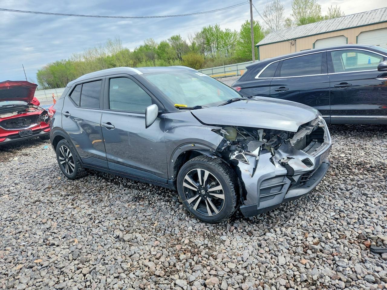 2019 NISSAN KICKS