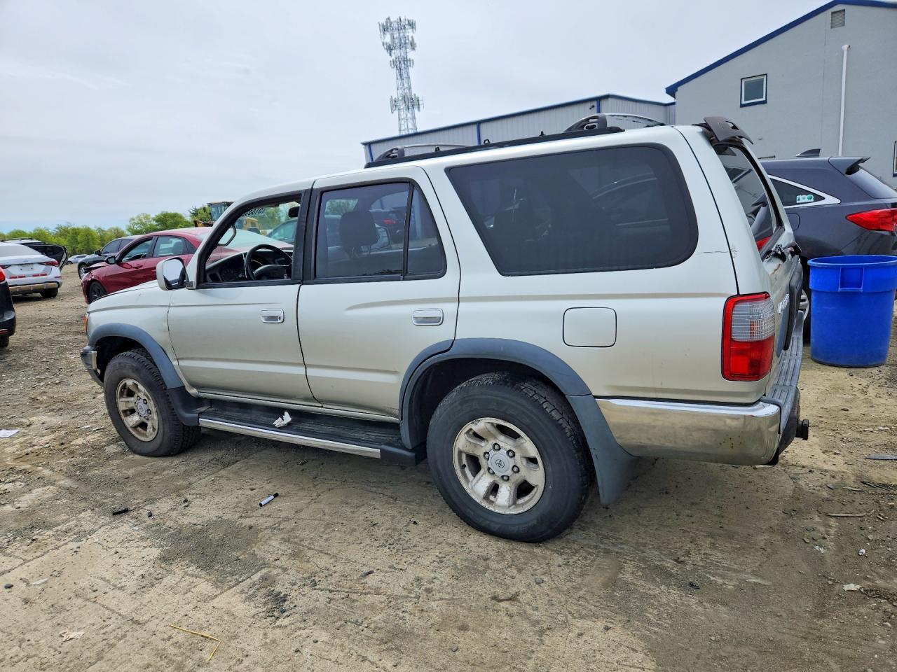 2000 TOYOTA 4Runner