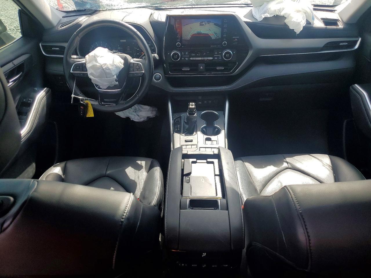2021 TOYOTA HIGHLANDER