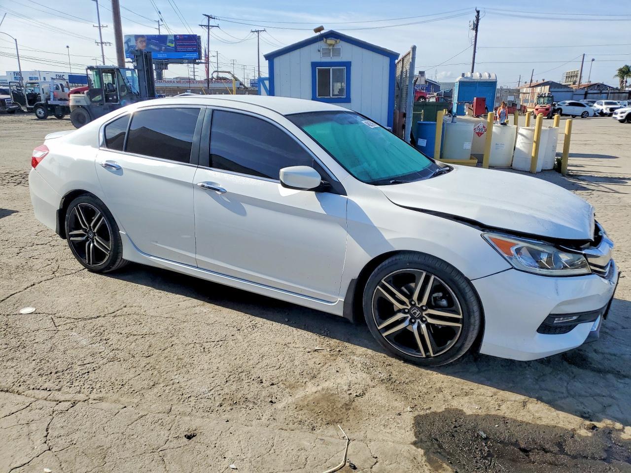 2017 HONDA ACCORD