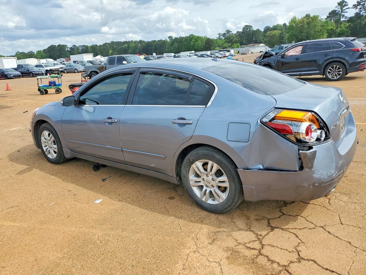 2012 NISSAN ALTIMA