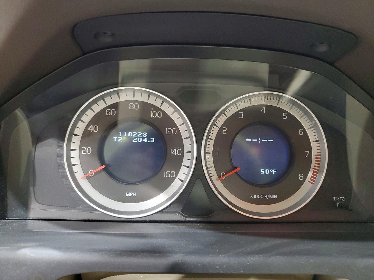 2013 VOLVO XC70