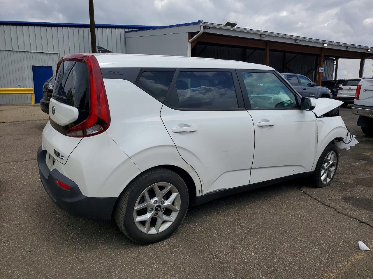 2021 KIA SOUL