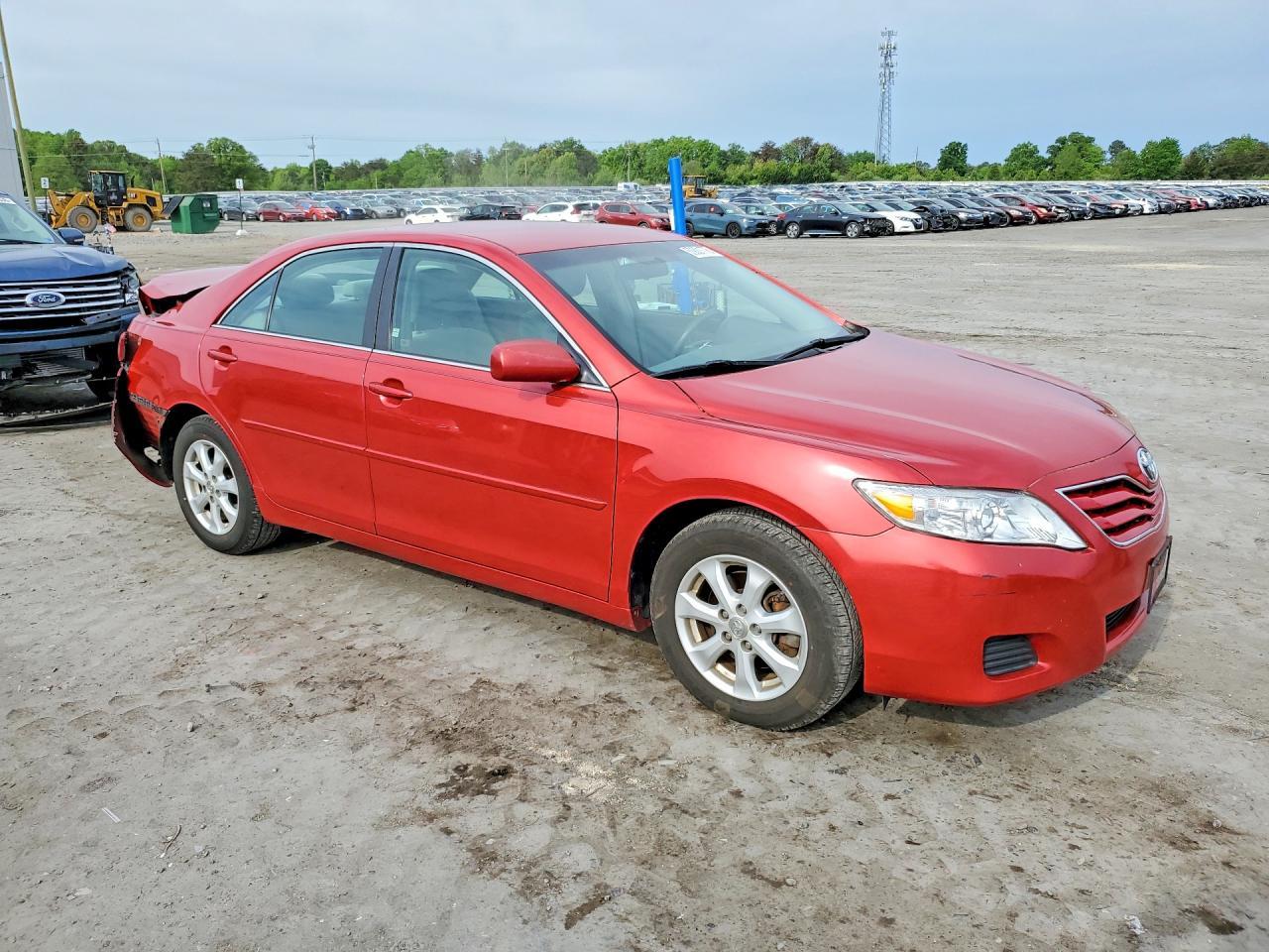 2011 TOYOTA CAMRY