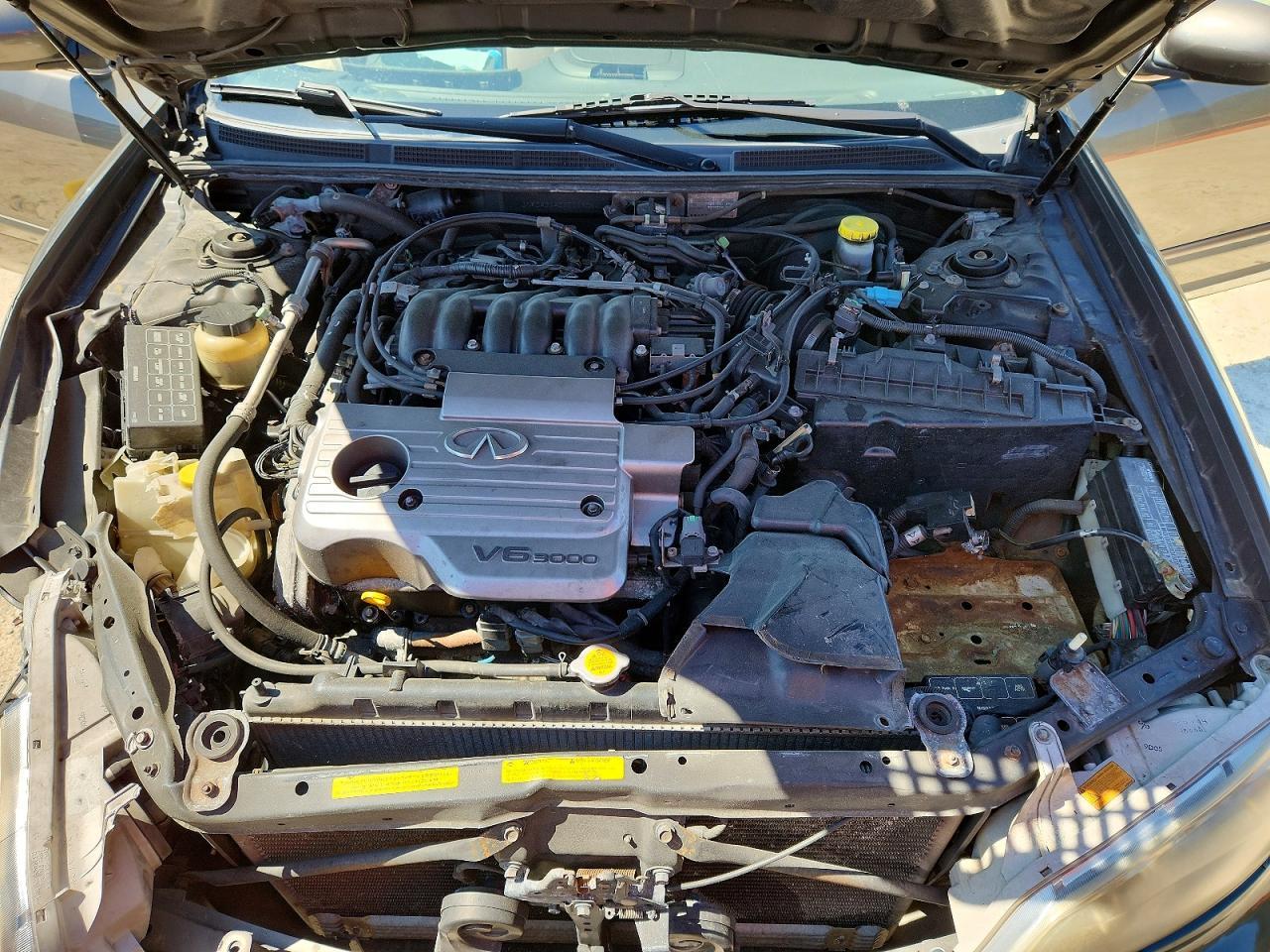 2000 INFINITI I30