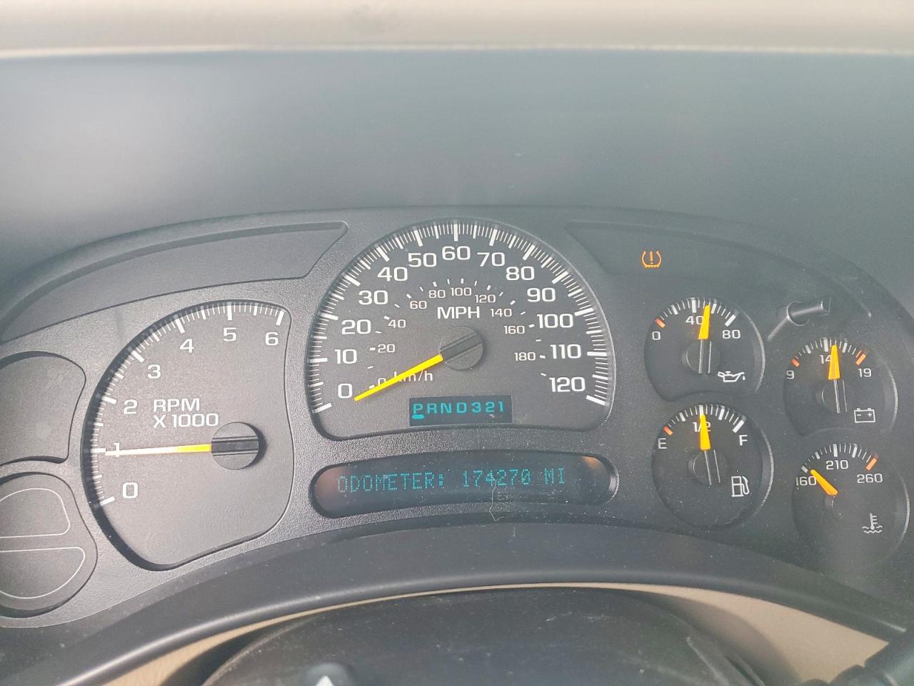 2005 CHEVROLET Suburban