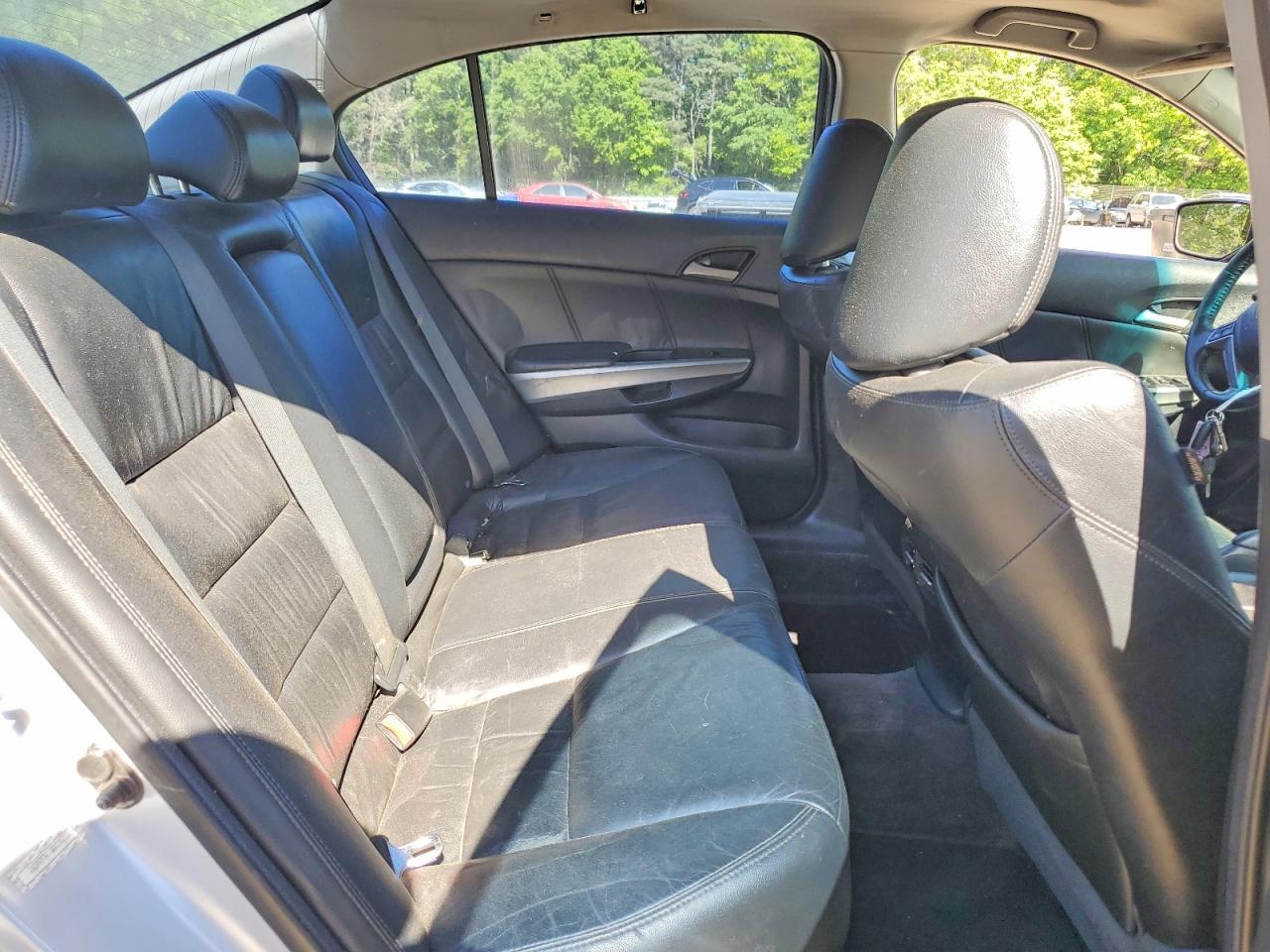 2010 HONDA ACCORD
