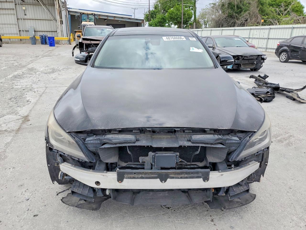 2015 HYUNDAI GENESIS