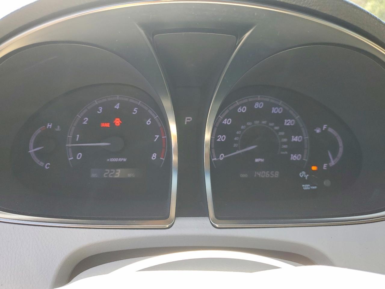 2011 TOYOTA Avalon