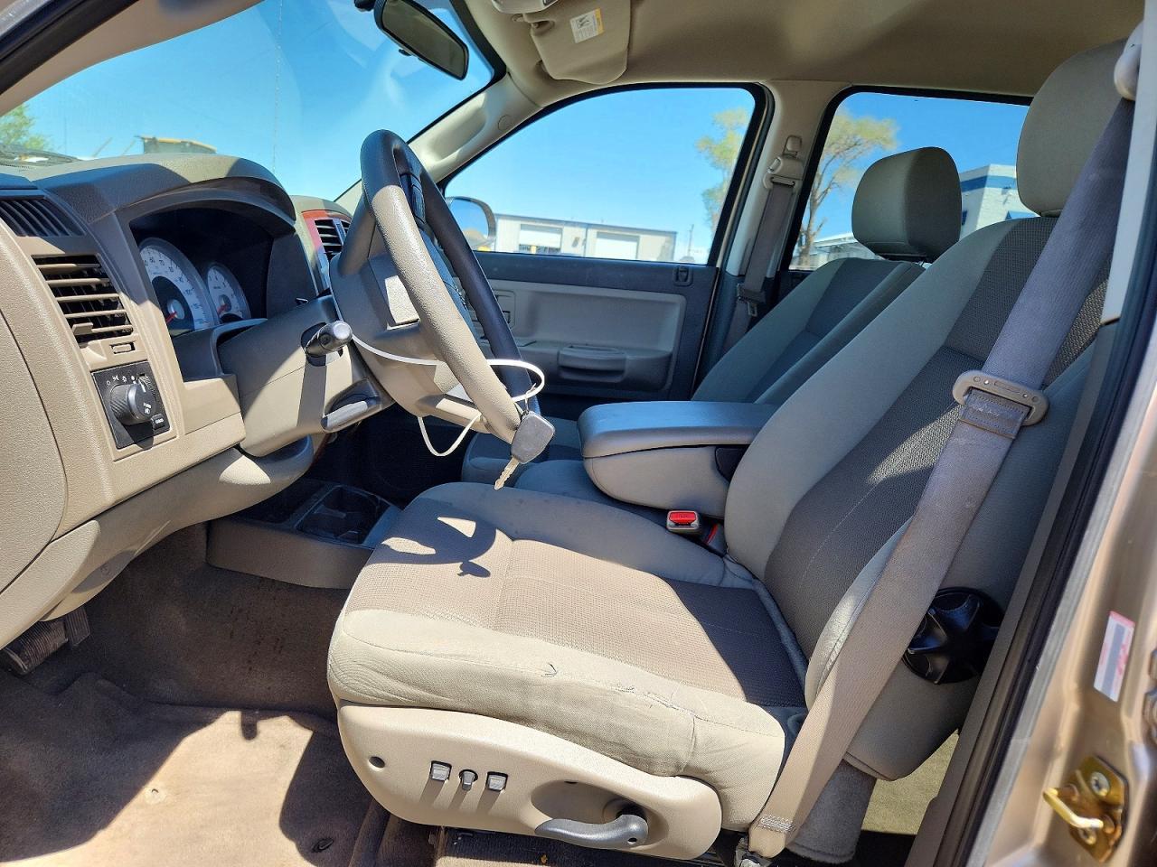2005 DODGE Dakota