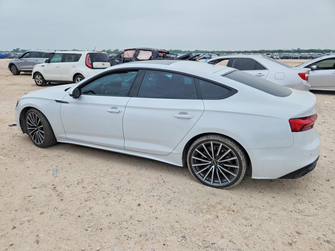 2022 AUDI A5