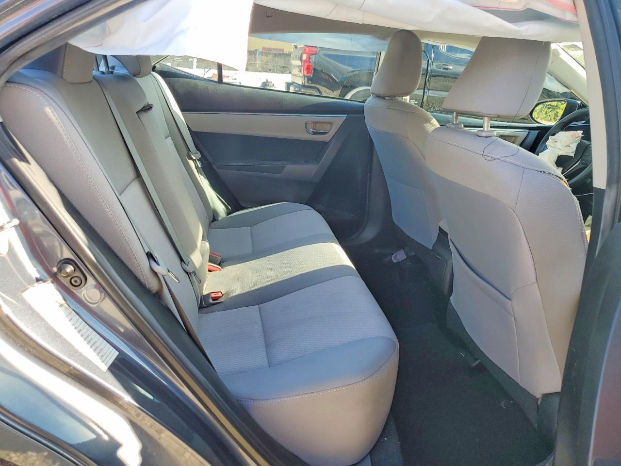 2015 TOYOTA COROLLA