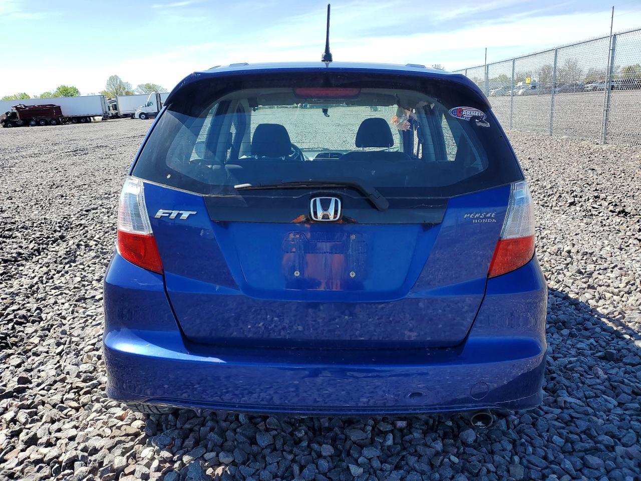 2010 HONDA FIT