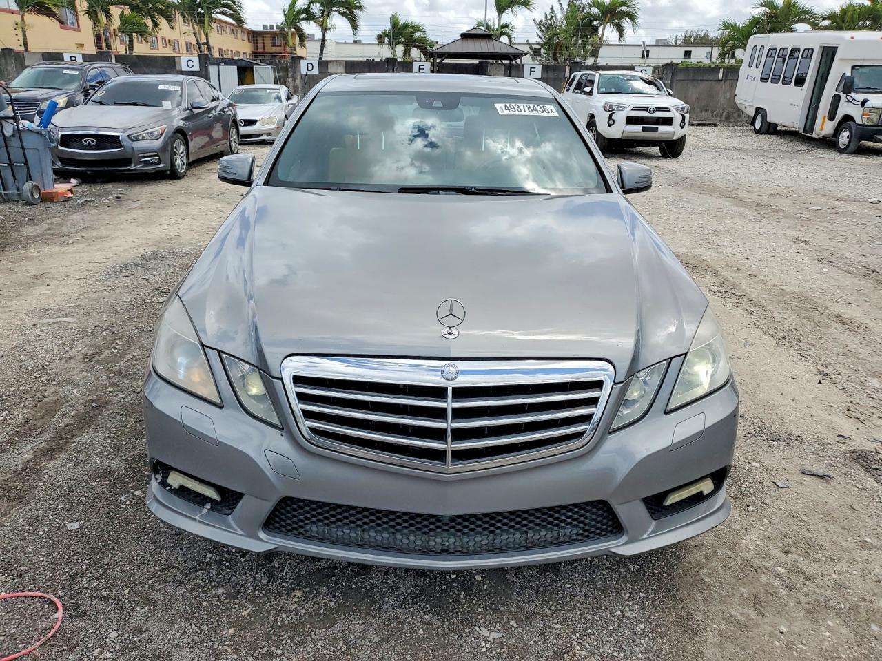 2010 MERCEDES-BENZ E-Class