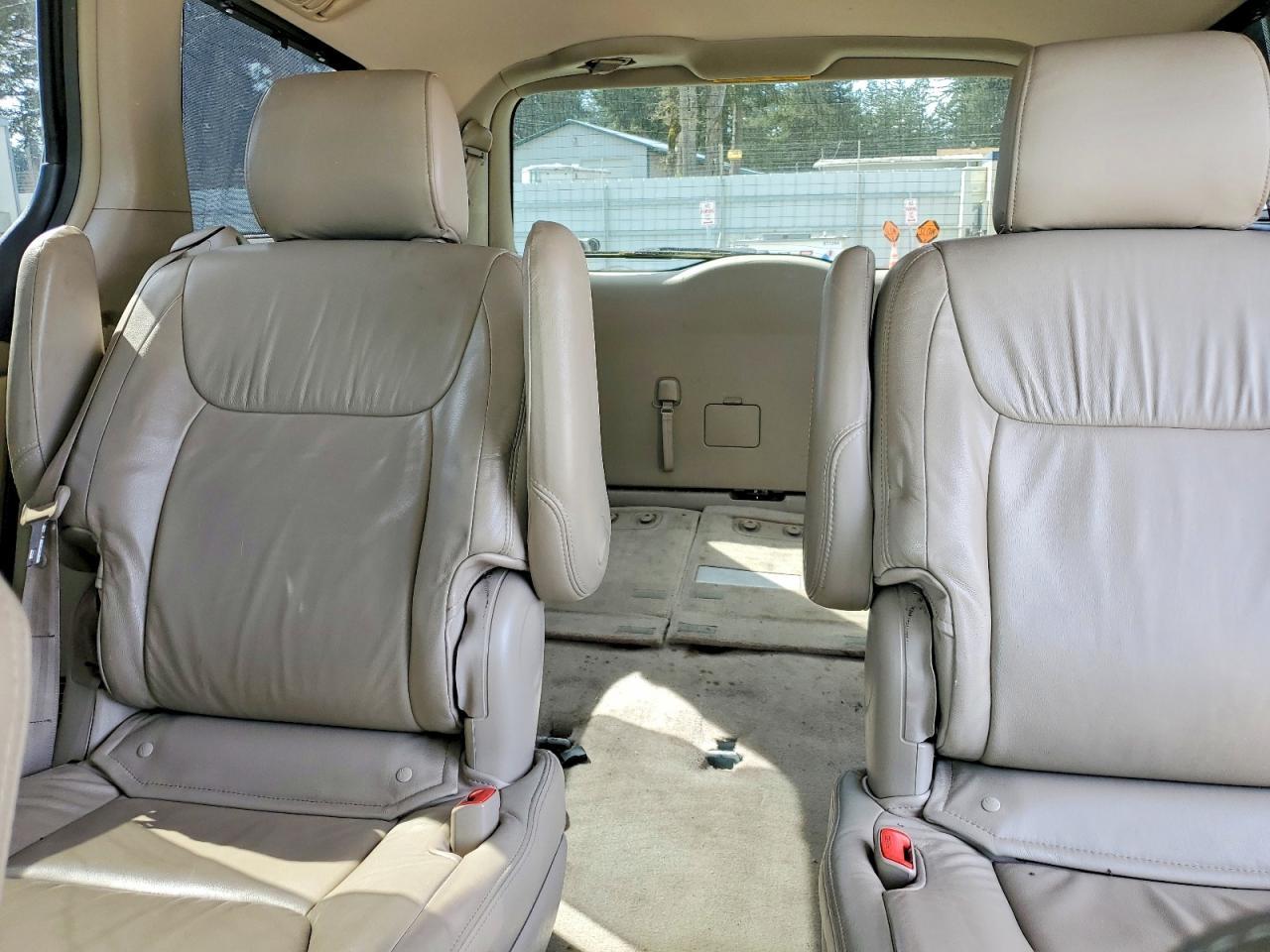 2007 TOYOTA SIENNA