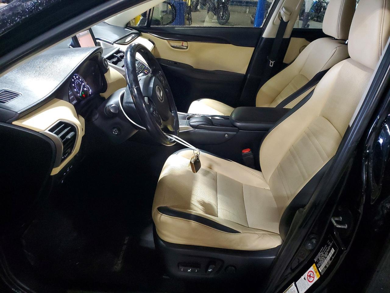 2015 LEXUS NX 200T