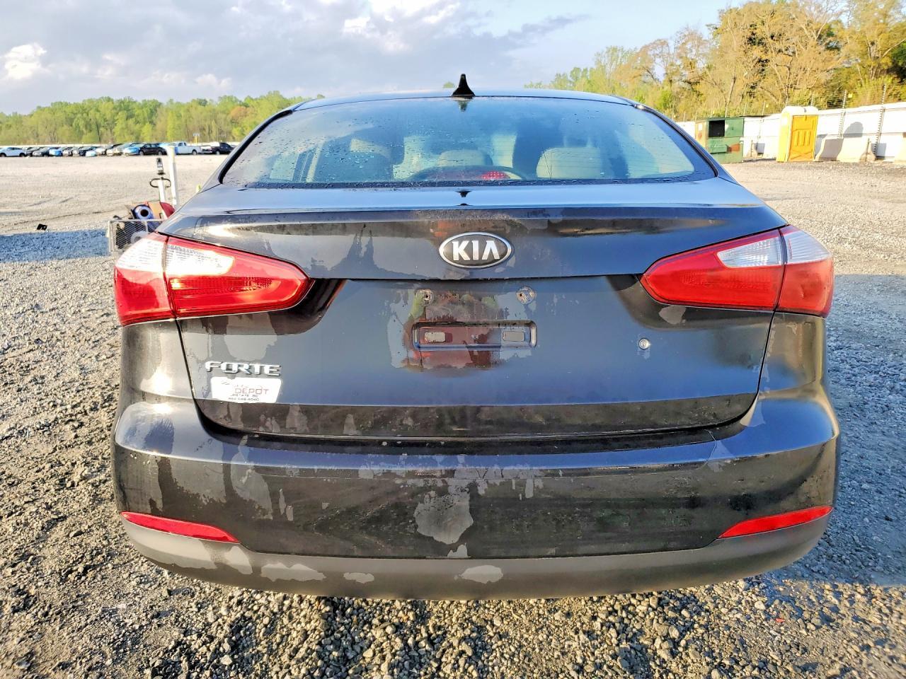 2015 KIA FORTE