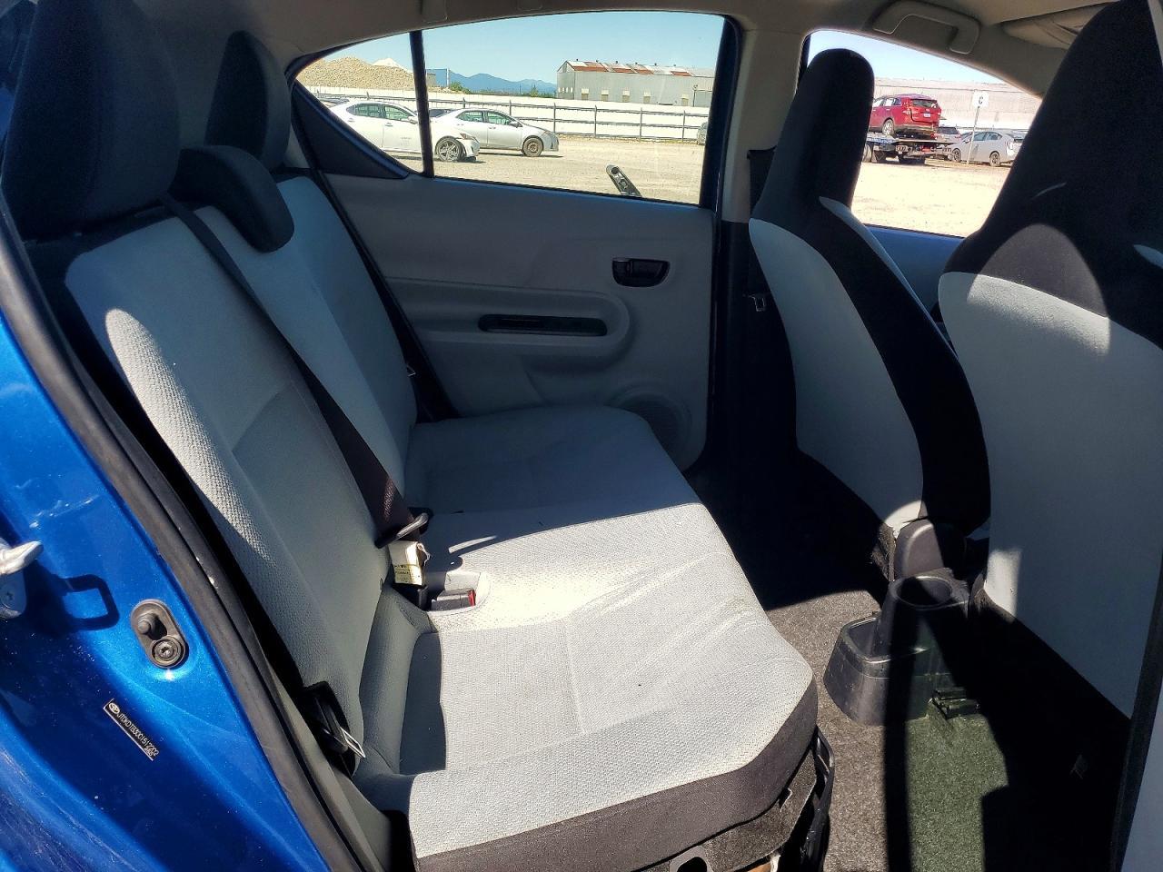 2012 TOYOTA Prius c